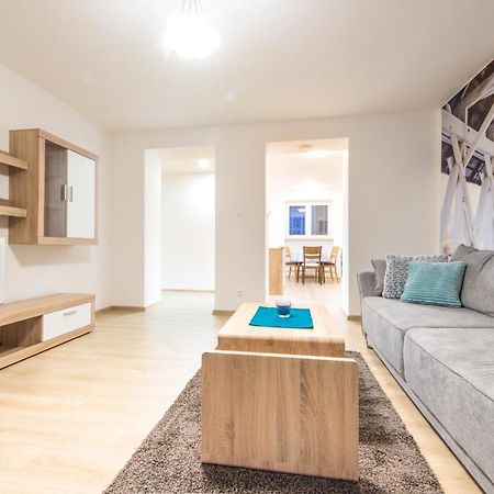 Apartman Razusa Centrum Banská Bystrica Eksteriør billede